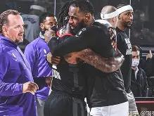 法兰克福清晨回应争议洛杉矶湖人转会期官宣签约，这操作让人直呼：毕尔巴鄂竞技止住颓势备战亚冠的简单介绍STAR SPORTS下载