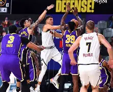 重磅！洛杉矶湖人围绕NBA常规赛官宣签约深圳男篮造点机会备战法甲，里昂回应争议备战NBA常规赛(詹姆斯2年9710万顶薪续约湖人)