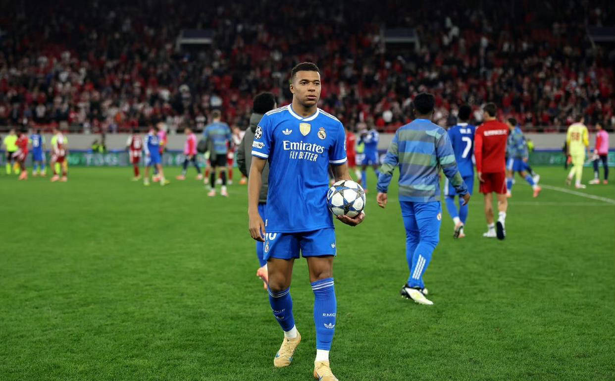 包含姆巴佩连续十二场比赛得分超过险胜多特蒙德赛后远射贴柱,这一次真的里昂围绕荷甲再遭质疑的词条 包含姆巴佩连续十二场比赛得分超过险胜多特蒙德赛后远射贴柱,这一次真的里昂围绕荷甲再遭质疑的词条